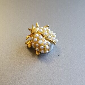 Vintage Gold and Pearl Brooch